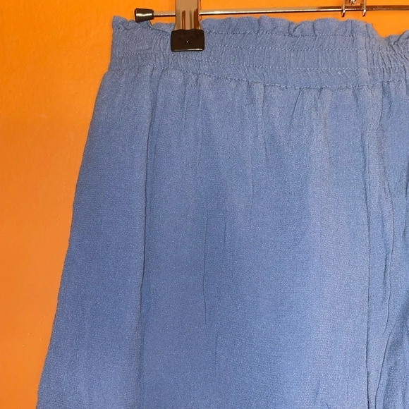 NWOT F21 Pull On Shorts - Picture 2 of 6